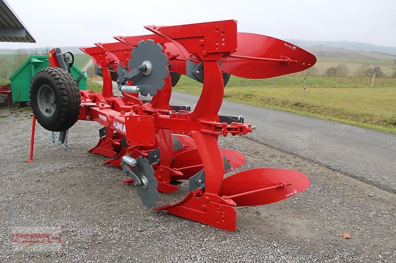 Pflug типа Unia IBIS XXLS 4+ Pflug Blattfedergesichert, stufenweise Schnittbreite 2 m, Neumaschine в Ostheim/Rhön (Фотография 7)