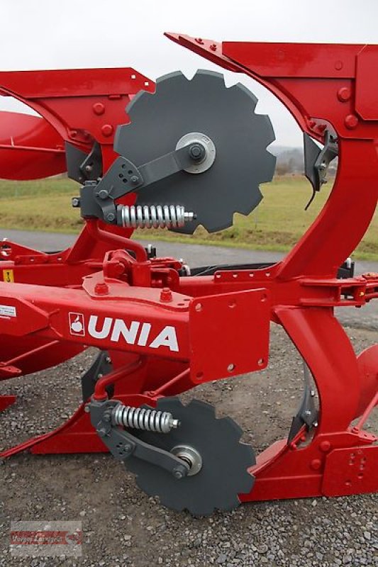 Pflug типа Unia IBIS XXLS 4+ Pflug Blattfedergesichert, stufenweise Schnittbreite 2 m, Neumaschine в Ostheim/Rhön (Фотография 13)