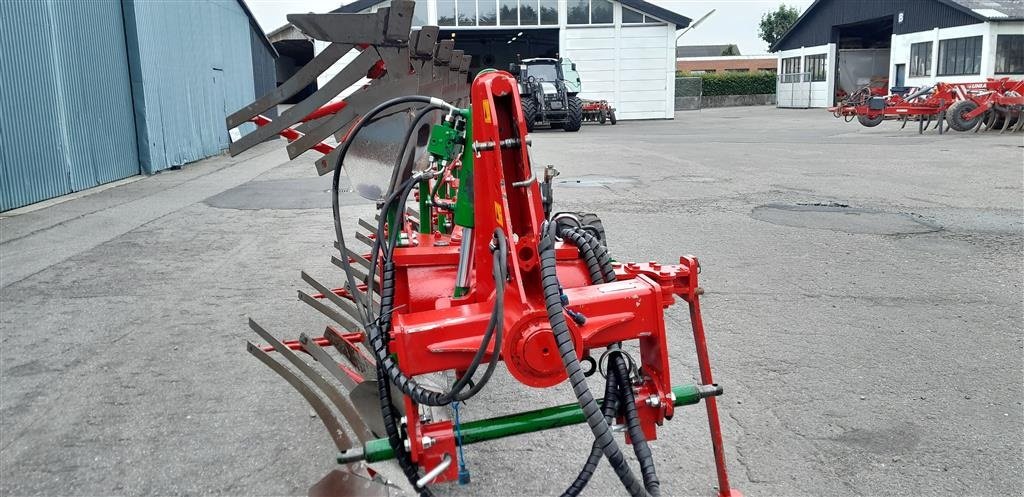 Pflug del tipo Unia Vario 5 m/risteunderplove, Gebrauchtmaschine In Hadsund (Immagine 2)