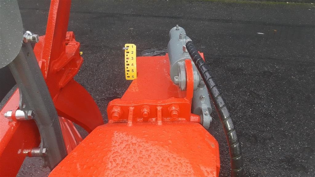 Pflug typu Unia Vario S 5 Plus riste, Gebrauchtmaschine v Hadsund (Obrázek 11)