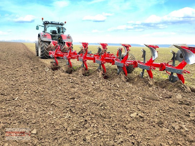 Pflug des Typs Unia VIS OnLand S 7+1 Körperabstand 105 cm Blattfedergesichert 4,40 m, Neumaschine in Ostheim/Rhön (Bild 1)