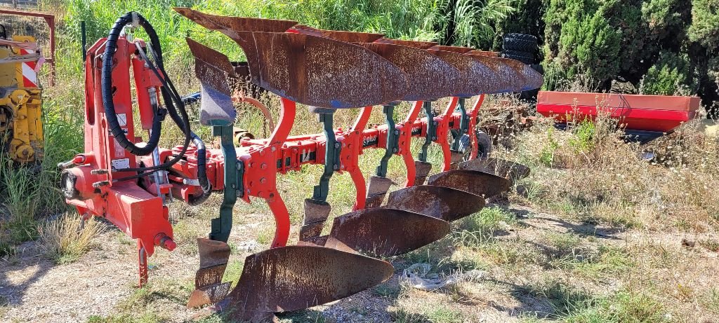 Pflug типа Vogel & Noot XMS 1050, Gebrauchtmaschine в ARLES (Фотография 1)