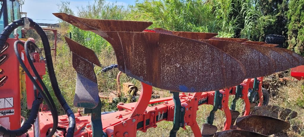 Pflug типа Vogel & Noot XMS 1050, Gebrauchtmaschine в ARLES (Фотография 3)