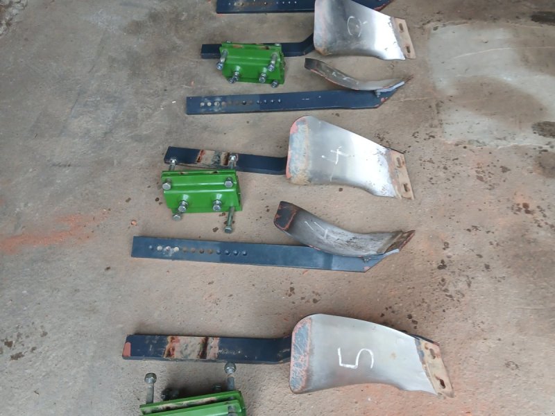 Pflugzubehör des Typs Amazone Vorschäler, Gebrauchtmaschine in Rehau (Bild 1)