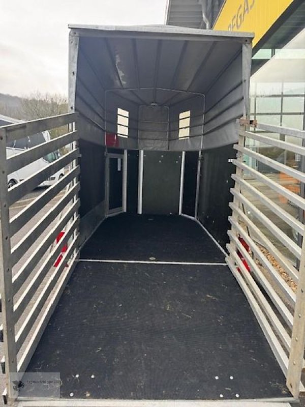 PKW-Anhänger des Typs ALF Pferdeanhänger Viehanhänger 2t. Holz/Plane, Gebrauchtmaschine in Gevelsberg (Bild 4)