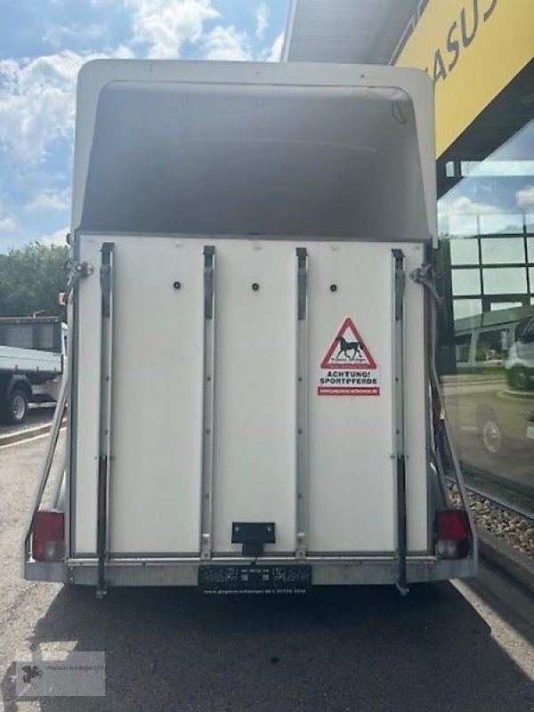 PKW-Anhänger typu Blomert 2 Pferdeanhänger Holz/ Poly 2t Sattelkammer, Gebrauchtmaschine v Gevelsberg (Obrázek 3)