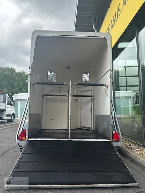 PKW-Anhänger typu Blomert 2 Pferdeanhänger Holz/Poly Sattelkammer 2t., Gebrauchtmaschine v Gevelsberg (Obrázek 4)