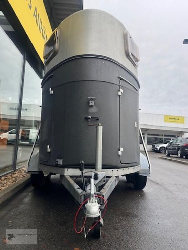 PKW-Anhänger des Typs Blomert Diamant I 2-Pferdeanhänger Vollpoly 2t. Sattelkammer, Gebrauchtmaschine in Gevelsberg (Bild 2)