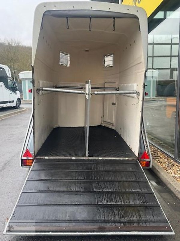 PKW-Anhänger des Typs Blomert Diamant I 2-Pferdeanhänger Vollpoly 2t. Sattelkammer, Gebrauchtmaschine in Gevelsberg (Bild 4)