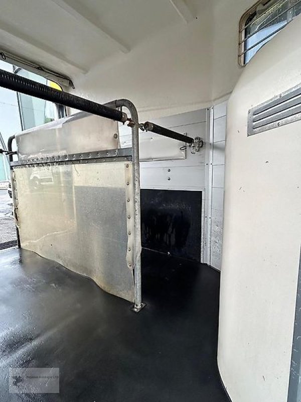 PKW-Anhänger typu Blomert Pferdeanhänger 2,7t. Alu Sattelkammer, Gebrauchtmaschine v Gevelsberg (Obrázek 6)