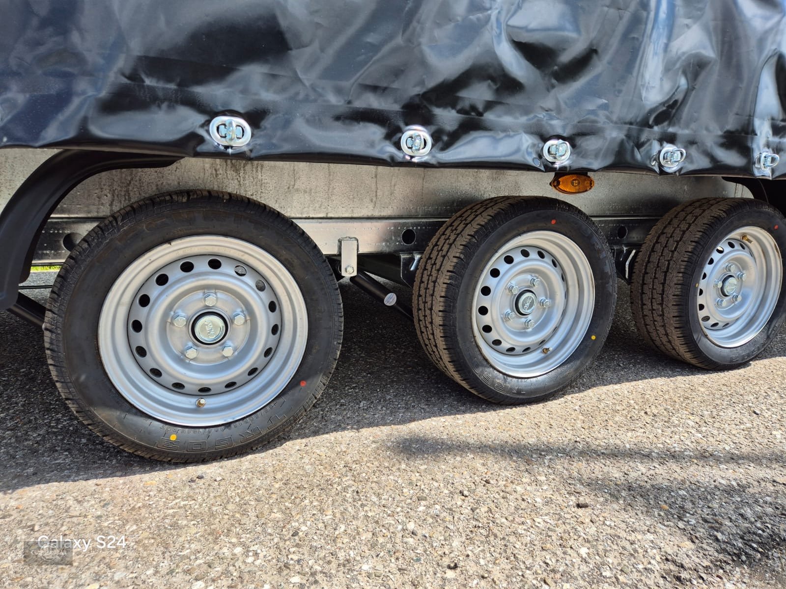 PKW-Anhänger a típus Blyss 3500 Pro kippbar Fahrzeug Transporter Tridem, Neumaschine ekkor: Rankweil (Kép 11)