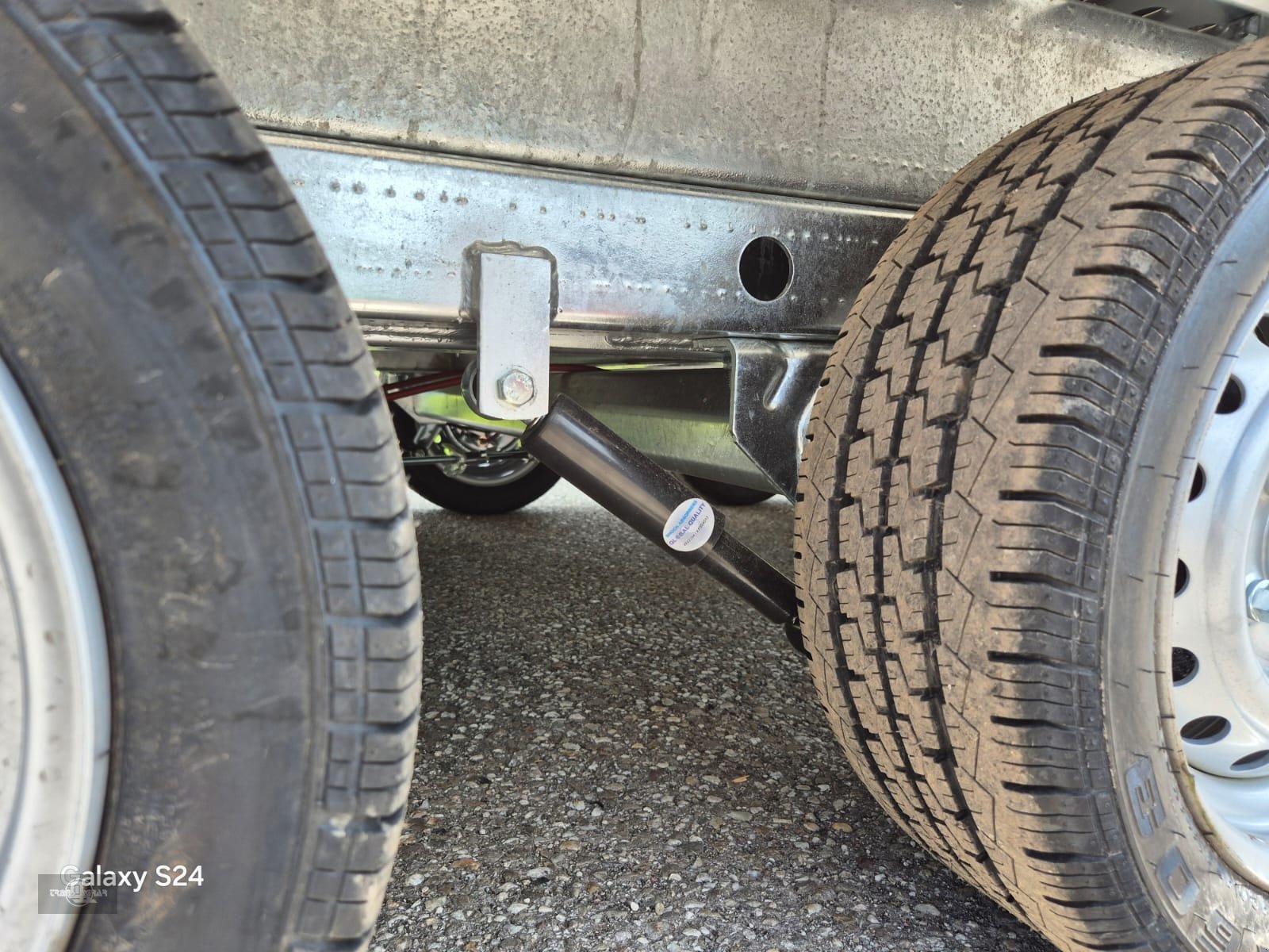 PKW-Anhänger a típus Blyss 3500 Pro kippbar Fahrzeug Transporter Tridem, Neumaschine ekkor: Rankweil (Kép 13)