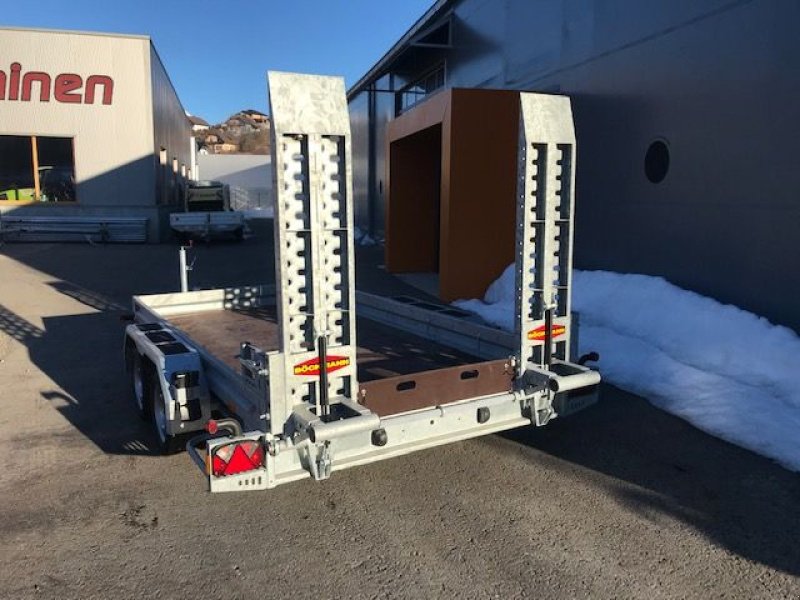 PKW-Anhänger des Typs Böckmann Baumaschinentransporter BT-ST 3518/35 AS, Neumaschine in Tamsweg (Bild 8)