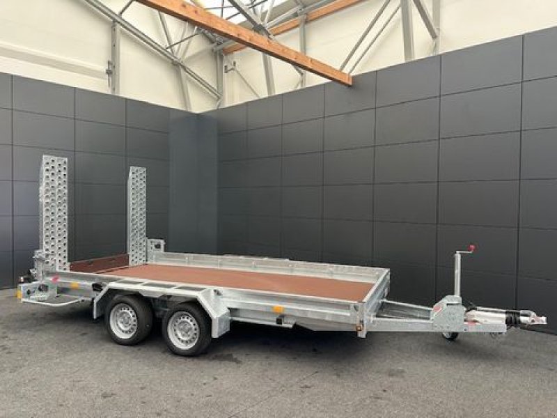 PKW-Anhänger des Typs Böckmann Baumaschinentransporter BT-ST 4019/35AS 3,5to, Neumaschine in Tamsweg (Bild 2)