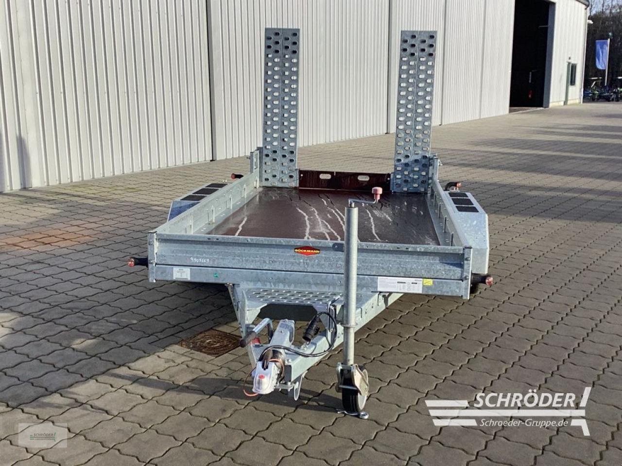 PKW-Anhänger des Typs Böckmann BT-ST 3518/30 AS, Neumaschine in Hemmoor (Bild 2)