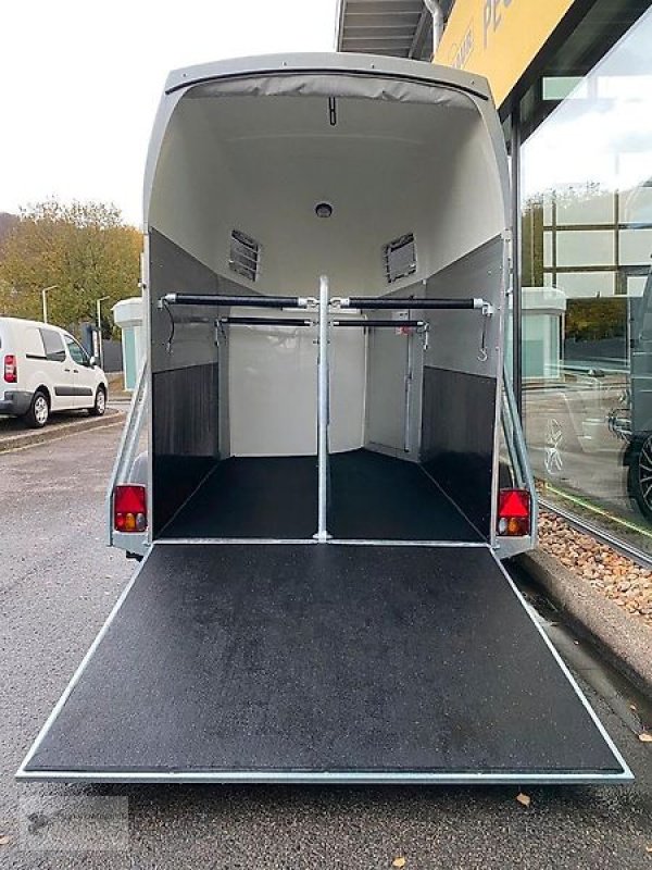 PKW-Anhänger typu Böckmann Champion Esprit 2-Pferdeanhänger 2,4t Alu 100km 1.Hd TOP, Gebrauchtmaschine v Gevelsberg (Obrázek 5)