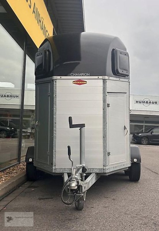 PKW-Anhänger del tipo Böckmann Champion Esprit silver black Pferdeanhänger 2,0t, Gebrauchtmaschine In Gevelsberg (Immagine 2)