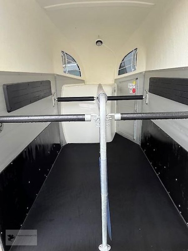 PKW-Anhänger typu Böckmann Champion R 2,4t Western 2 Pferdeanhänger Aluboden, Neumaschine v Gevelsberg (Obrázek 8)