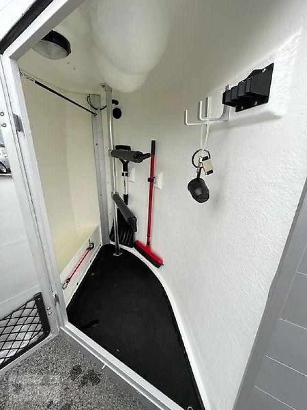 PKW-Anhänger типа Böckmann Champion R 2-Pferdeanhänger ALU SK 2,4t NEU 2024, Neumaschine в Gevelsberg (Фотография 9)