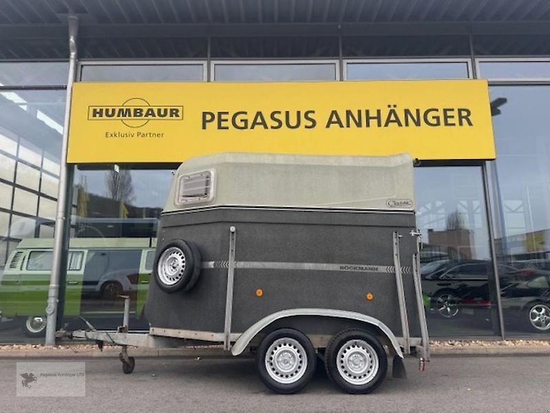 PKW-Anhänger Türe ait Böckmann Classic 2-Pferdeanhänger Vollpoly 2t. TÜV NEU, Neumaschine içinde Gevelsberg (resim 1)