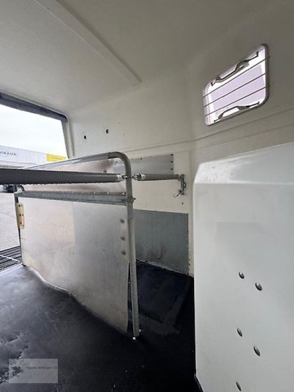 PKW-Anhänger des Typs Böckmann Comfort 2 Pferdeanhänger Aluboden, Vollpoly 2t, Gebrauchtmaschine in Gevelsberg (Bild 6)