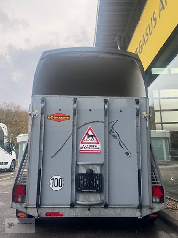 PKW-Anhänger tip Böckmann Comfort 2 Pferdeanhänger Lim. Ed. Vollpoly 1.Hd. 2,4t., Gebrauchtmaschine in Gevelsberg (Poză 3)