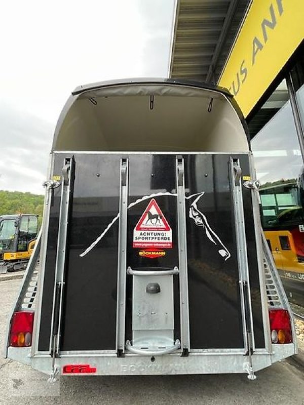 PKW-Anhänger del tipo Böckmann Comfort 2-Pferdeanhänger SK ALUBODEN 100km/h, Gebrauchtmaschine en Gevelsberg (Imagen 4)