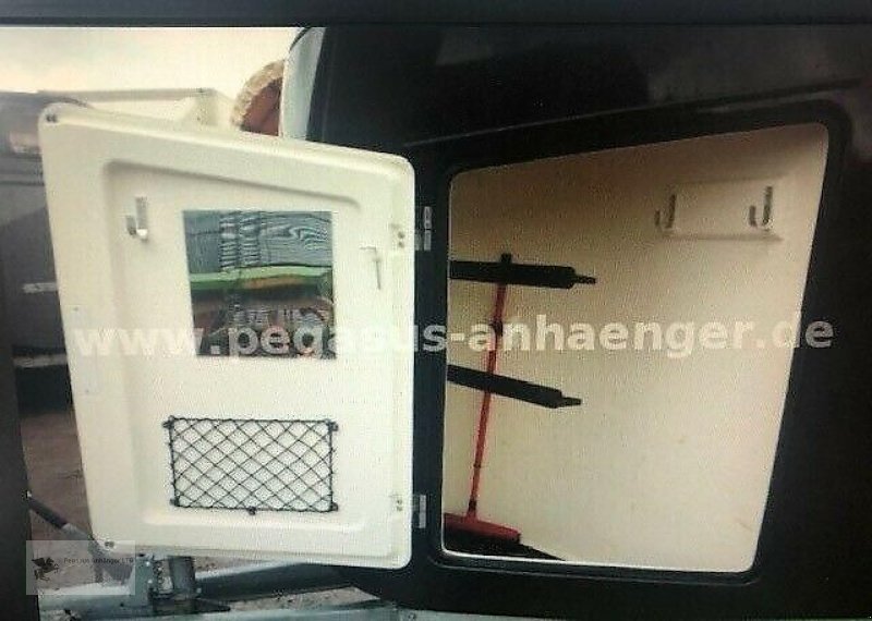 PKW-Anhänger tipa Böckmann Comfort 2-Pferdeanhänger Vollpolyester ALUBODEN, Gebrauchtmaschine u Gevelsberg (Slika 4)