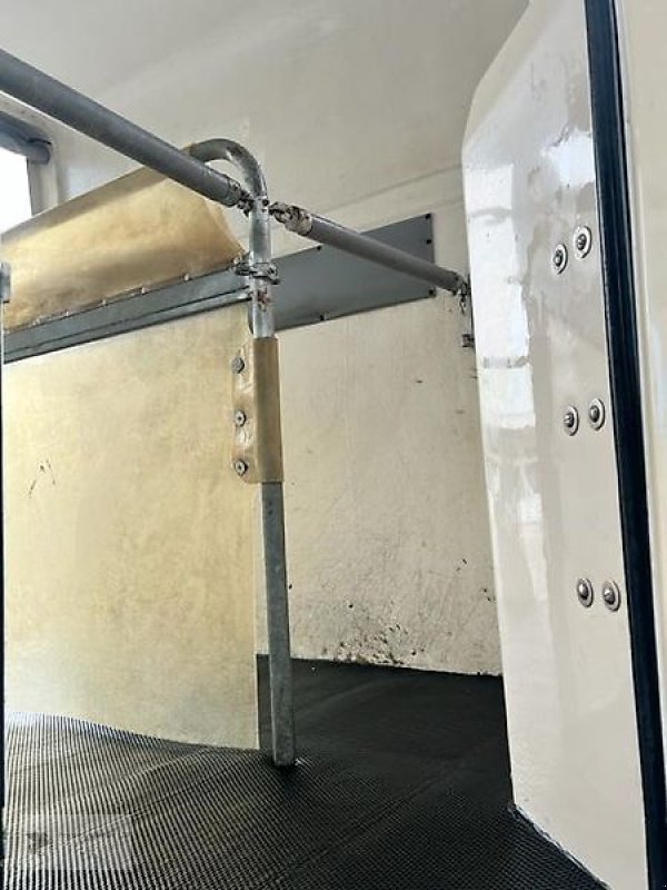 PKW-Anhänger typu Böckmann Comfort 2t 2-Pferdeanhänger SK, Gebrauchtmaschine v Gevelsberg (Obrázek 8)