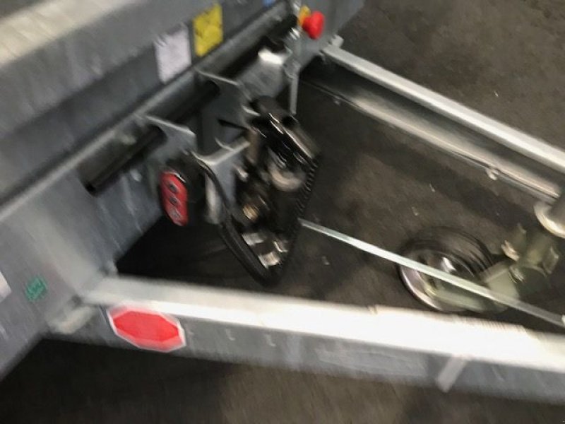 PKW-Anhänger Türe ait Böckmann Dreiseitenkipper 3-Achser DK-ST 4121/35P T, Neumaschine içinde Tamsweg (resim 7)