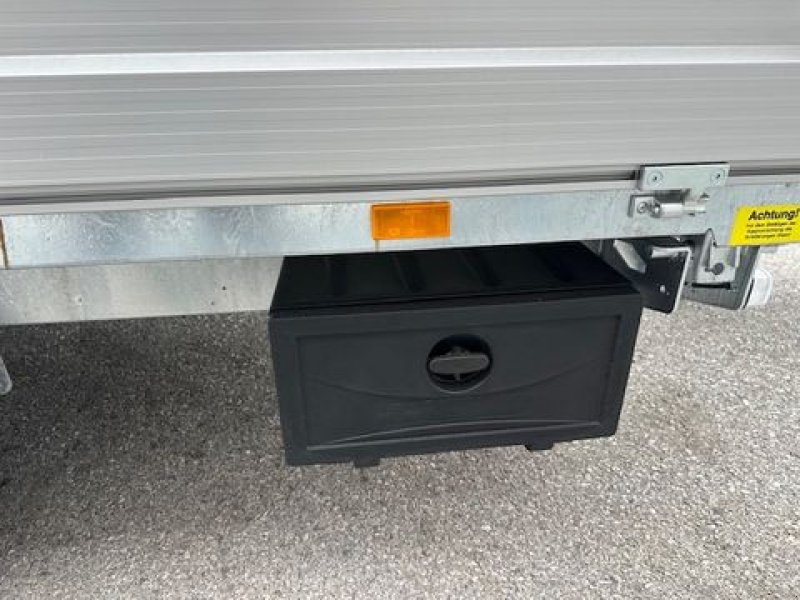 PKW-Anhänger des Typs Böckmann Dreiseitenkipper DK-AL 4121/35P 4,14x2,10m 3,5to, Neumaschine in Tamsweg (Bild 11)