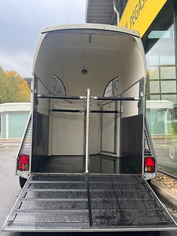 PKW-Anhänger tip Böckmann Duo 2 Pferdeanhänger 2t. MSS-System Sattelkammer, Gebrauchtmaschine in Gevelsberg (Poză 4)