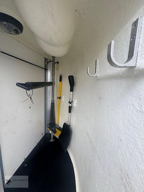 PKW-Anhänger tip Böckmann Duo 2 Pferdeanhänger 2t. MSS-System Sattelkammer, Gebrauchtmaschine in Gevelsberg (Poză 7)