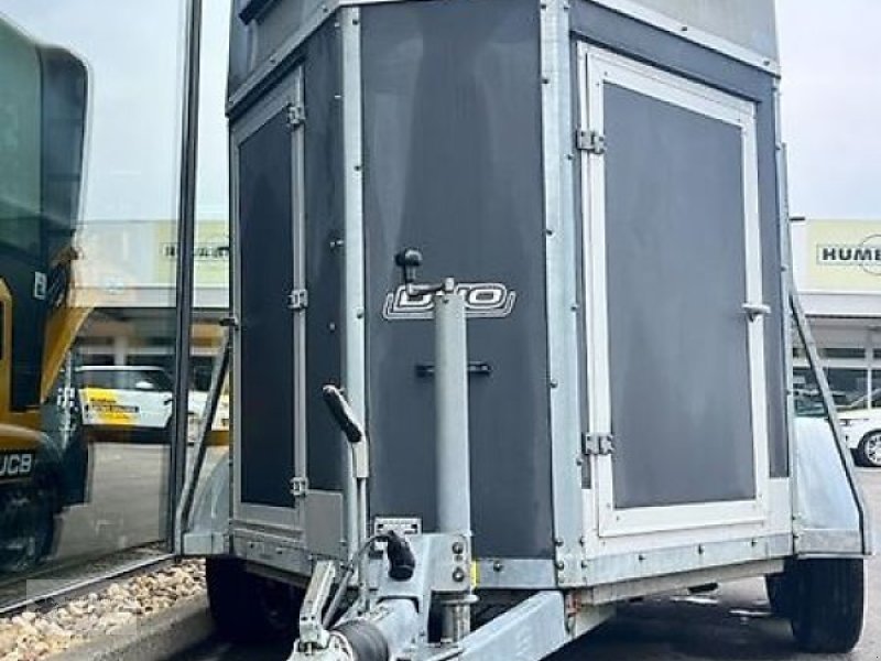 PKW-Anhänger of the type Böckmann Duo 2-Pferdeanhänger 2t SK Viehanhänger Pferdetransport, Gebrauchtmaschine in Gevelsberg (Picture 1)