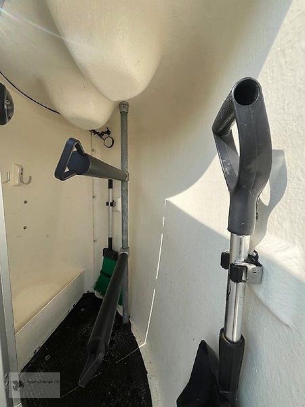 PKW-Anhänger typu Böckmann Duo 2- Pferdeanhänger Holz/Poly 2t. Sattelkammer, Gebrauchtmaschine v Gevelsberg (Obrázek 6)