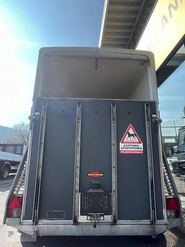 PKW-Anhänger typu Böckmann Duo 2- Pferdeanhänger Holz/Poly 2t. Sattelkammer, Gebrauchtmaschine v Gevelsberg (Obrázek 3)