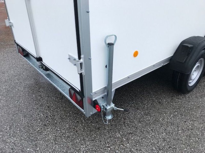 PKW-Anhänger des Typs Böckmann Kofferanhänger KT 4018/27H 4,0x1,80m 2,7to, Neumaschine in Tamsweg (Bild 5)