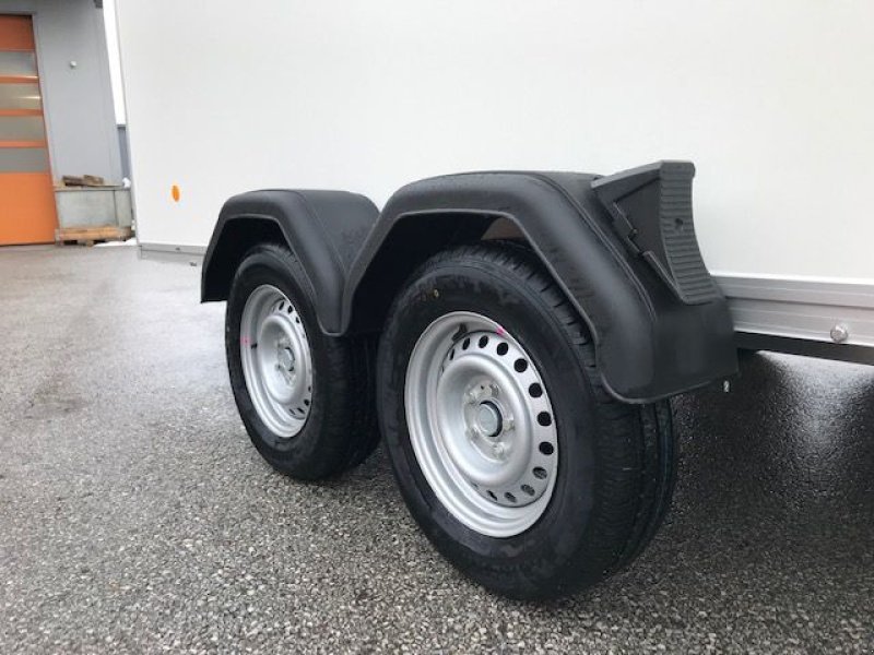 PKW-Anhänger des Typs Böckmann Kofferanhänger KT 4018/27H 4,0x1,80m 2,7to, Neumaschine in Tamsweg (Bild 9)