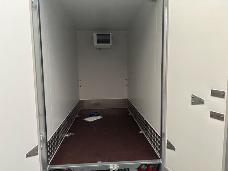 PKW-Anhänger des Typs Böckmann Kühlanhänger KK 2513/15H 2,40x1,20m 1,5to, Neumaschine in Tamsweg (Bild 15)