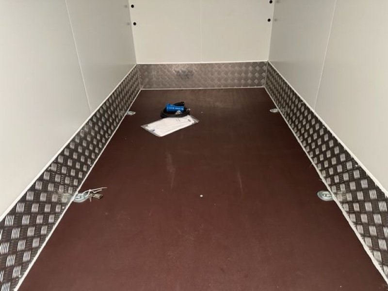 PKW-Anhänger des Typs Böckmann Kühlanhänger KK 2513/15H 2,40x1,20m 1,5to, Neumaschine in Tamsweg (Bild 16)