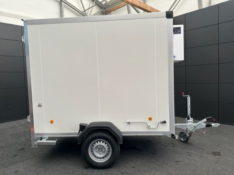 PKW-Anhänger des Typs Böckmann Kühlanhänger KK 2513/15H 2,40x1,20m 1,5to, Neumaschine in Tamsweg (Bild 8)