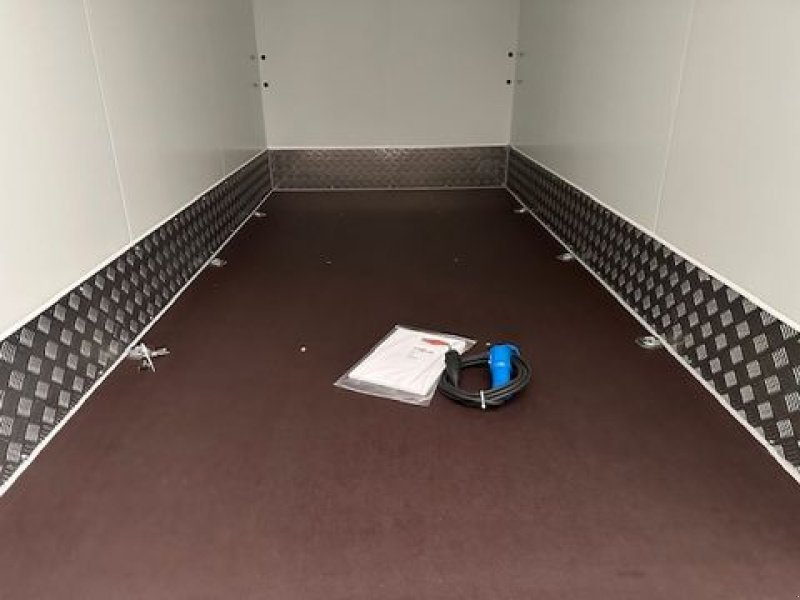 PKW-Anhänger Türe ait Böckmann Kühlanhänger KK 3015/27H 2,97x1,47m 2,7to, Neumaschine içinde Tamsweg (resim 17)