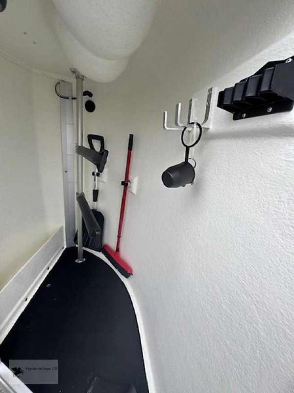 PKW-Anhänger of the type Böckmann Portax Esprit 2-Pferdeanhänger MSS System Alu 2,4t., Gebrauchtmaschine in Gevelsberg (Picture 7)