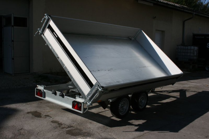 PKW-Anhänger des Typs Brenderup Dreiseitenkipper Serie TT5000, Neumaschine in Anif-Niederalm (Bild 3)