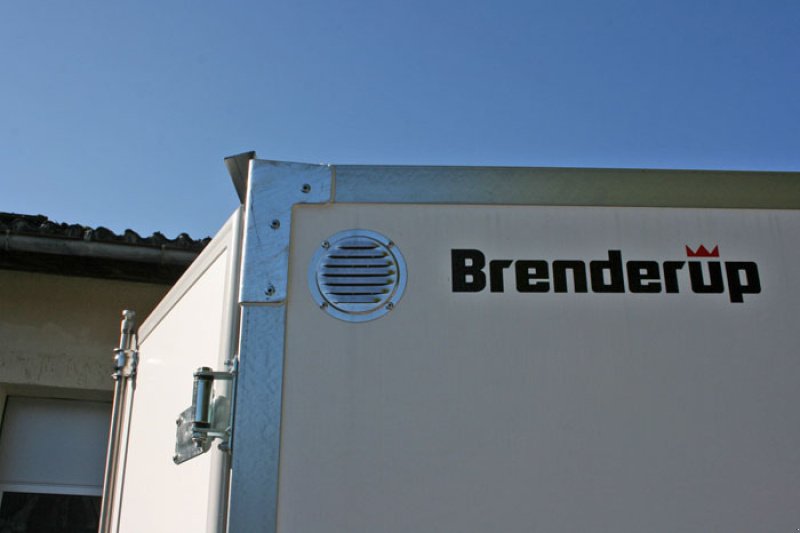 PKW-Anhänger des Typs Brenderup Tandem Kofferanhänger CD300T, Neumaschine in Anif-Niederalm (Bild 5)