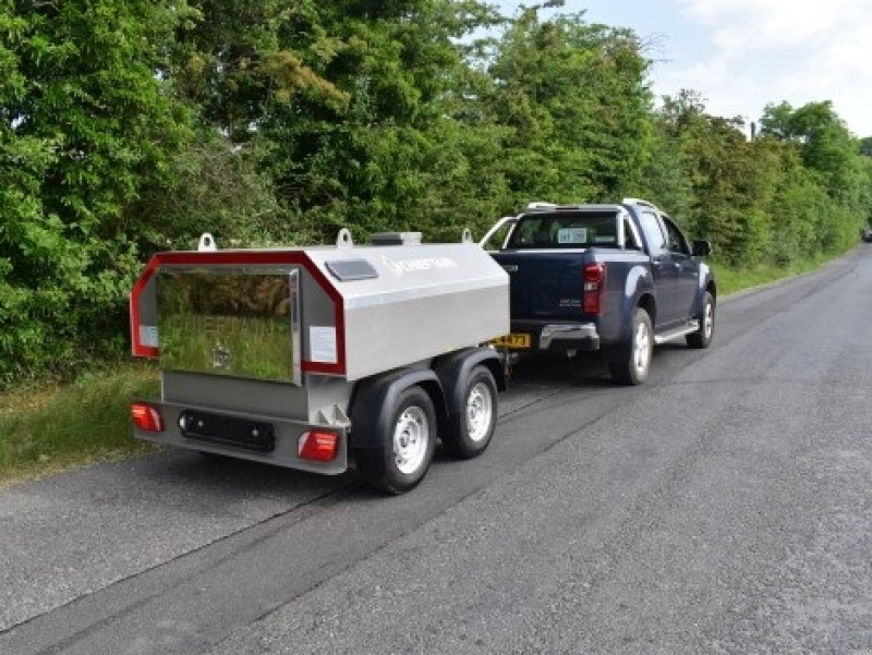 PKW-Anhänger Türe ait Chieftain Boggie 2230liter med add blue Komplet EU/UN/ADR godkendt trailer + ADD blue tank, Gebrauchtmaschine içinde Mariager (resim 3)