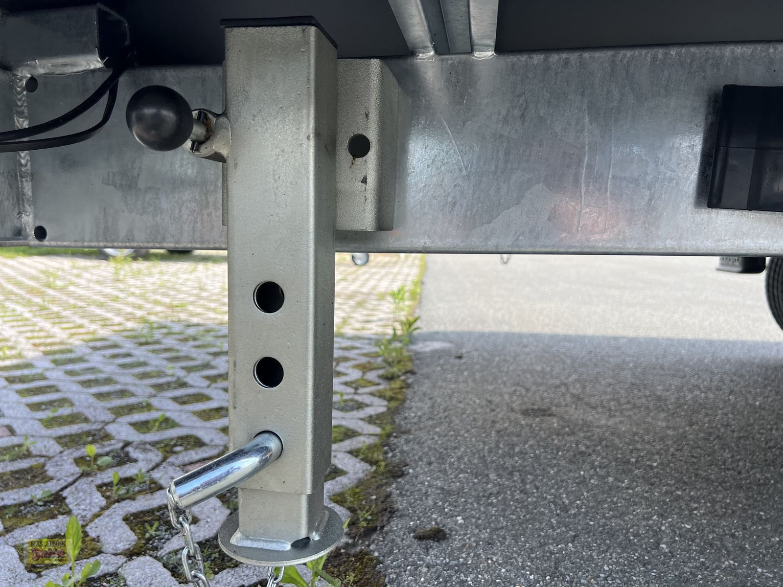 PKW-Anhänger des Typs Eduard Eduard EDUARD 4020-GDR, 3500 kg GG, Rampen, Neumaschine in Kötschach (Bild 16)