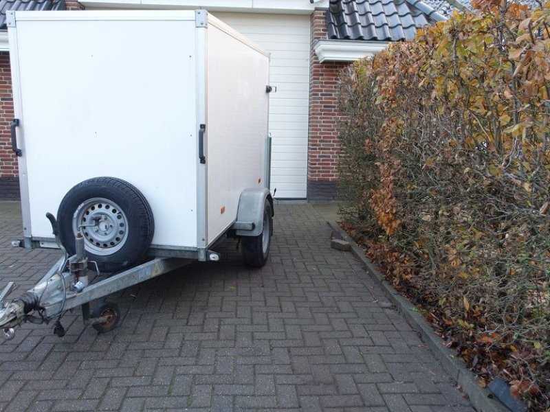 PKW-Anhänger типа Hapert Gesloten met klep 250x130x152, Gebrauchtmaschine в IJsselmuiden (Фотография 1)