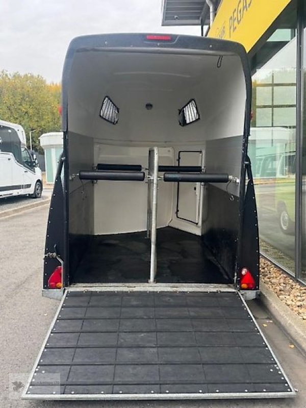 PKW-Anhänger typu Henra Adventure 2-Pferdeanhänger ALU Sattelkammer 2,7t D/SKlappe, Gebrauchtmaschine w Gevelsberg (Zdjęcie 4)