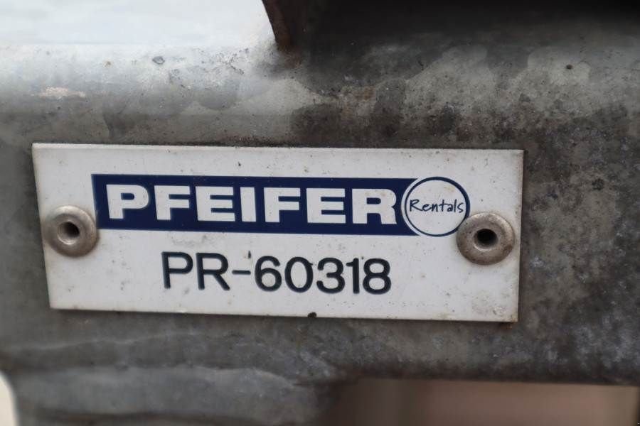 PKW-Anhänger Türe ait Henra Multi 3500kg Multi 3500 kg loading capacity, Gebrauchtmaschine içinde Groenlo (resim 1)